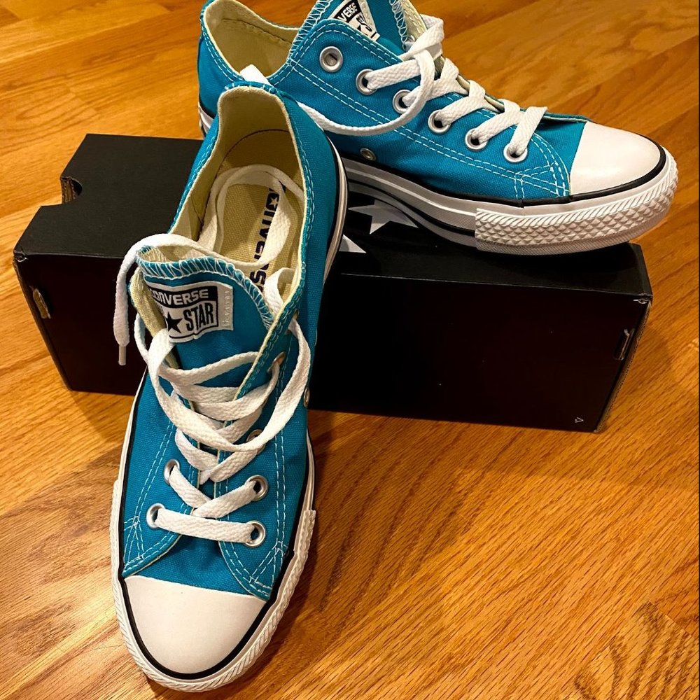 Unisex Converse Sneakers